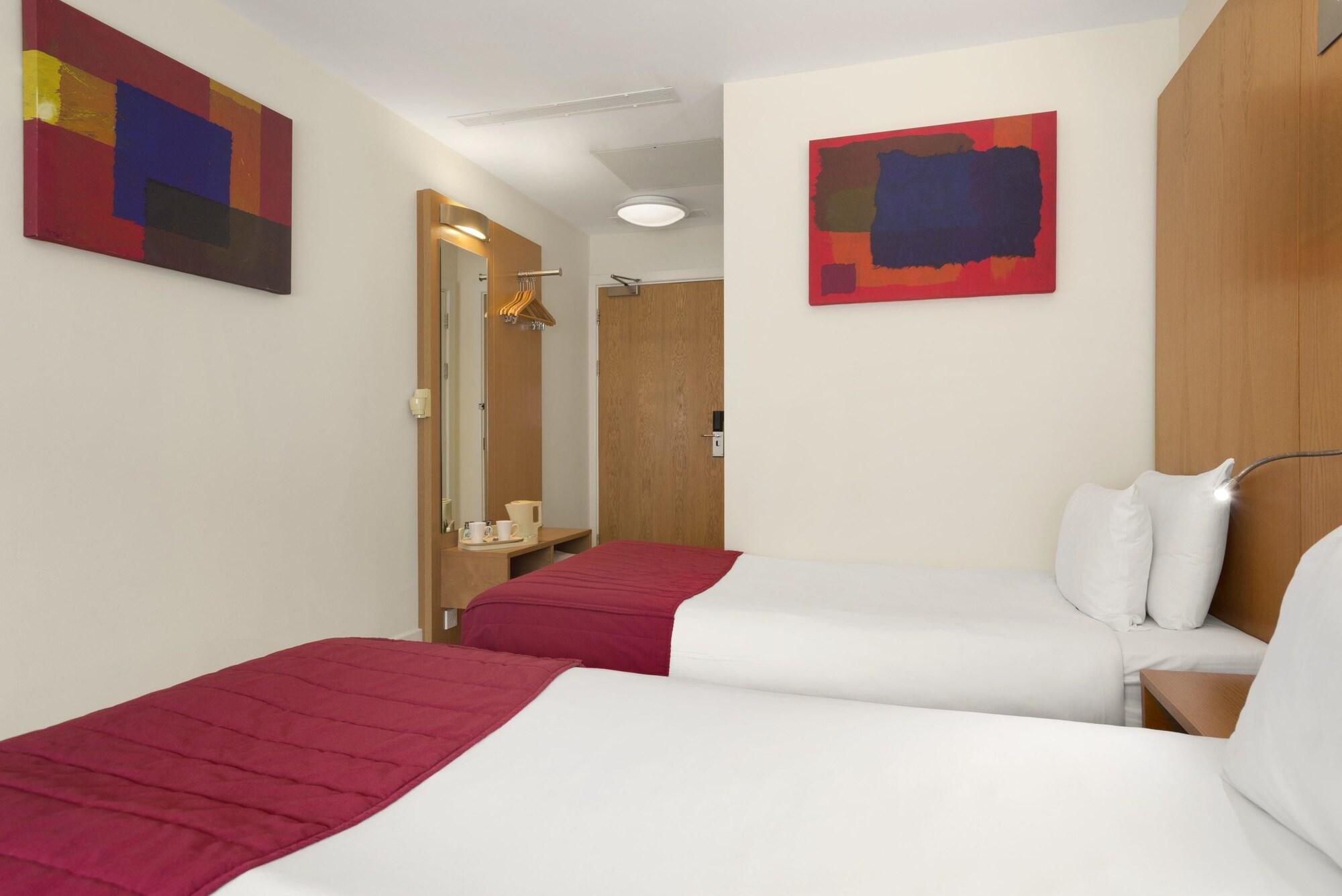 Ramada Encore Doncaster Esterno foto