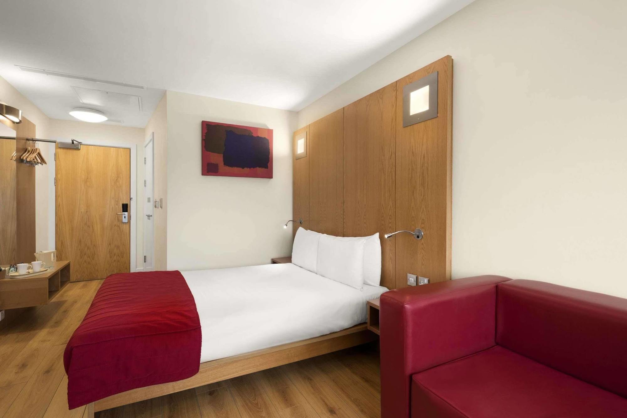 Ramada Encore Doncaster Esterno foto